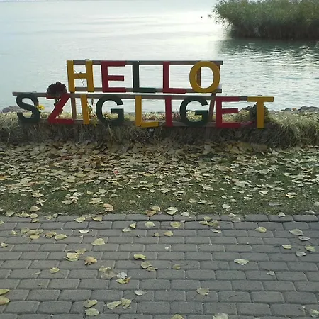Jani Apartman * Szigliget